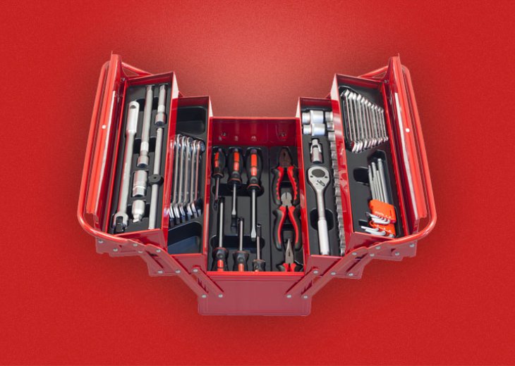 Alet Çantanızda Olması Gereken 10 Ürün